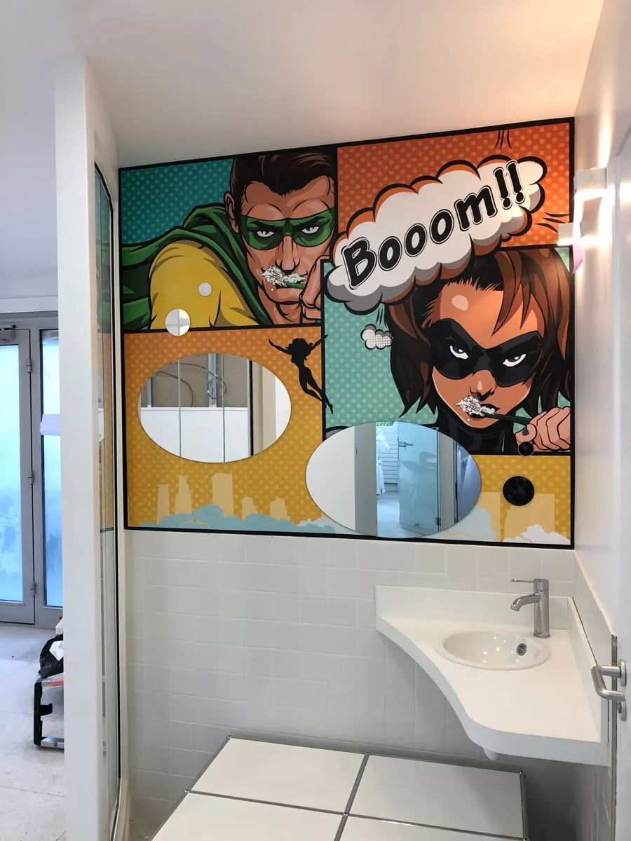 Sanitaires : toile murale imprimée pop art
