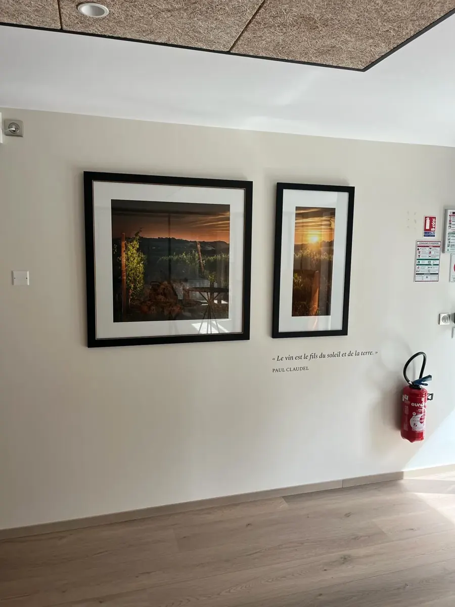 Hall de bureaux : diptyque photo encadré
