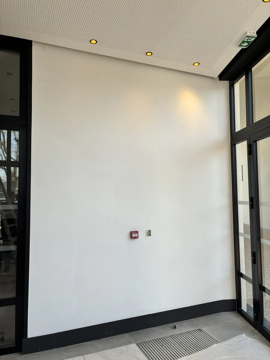 Hall d'immeuble : avant la pose